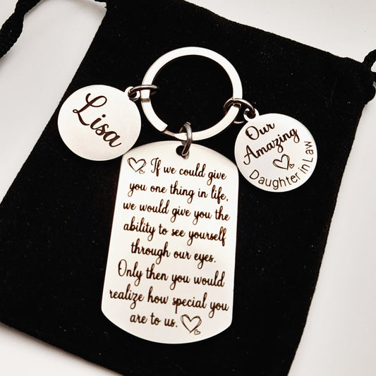 Daughter-in-Law Keychain – Thoughtful Gift with Sentimental Message for Birthday, Christmas, or Wedding